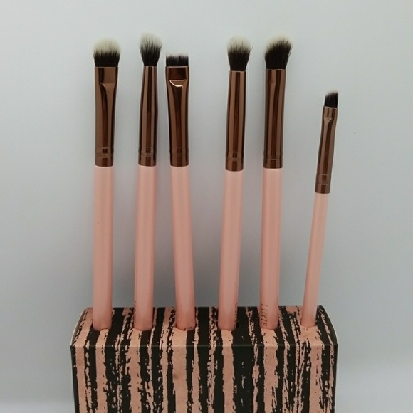 LUXIE ROSE GOLD BASIC EYE BRUSH SET - Picture 2 of 4